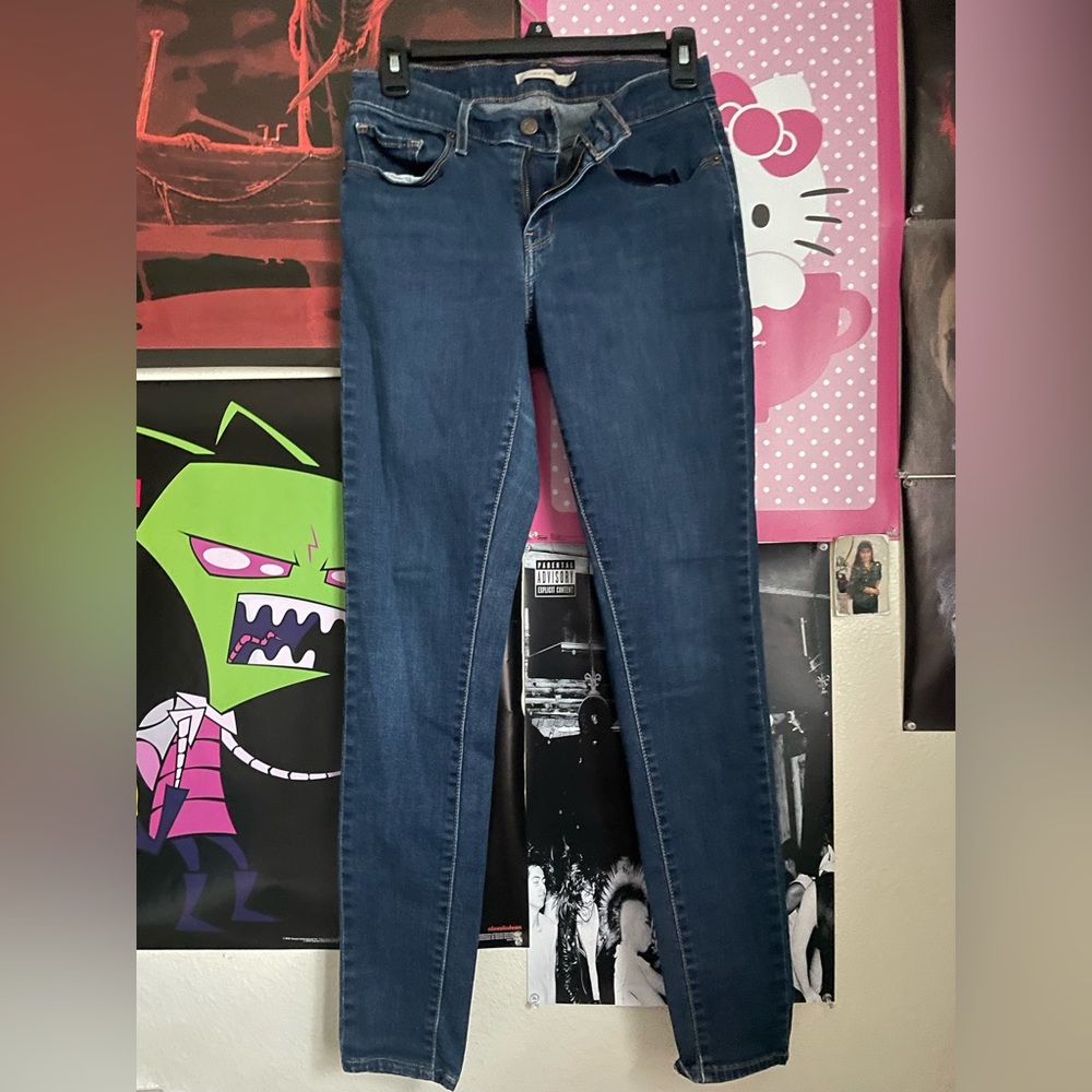 levi’s 🤍🤍